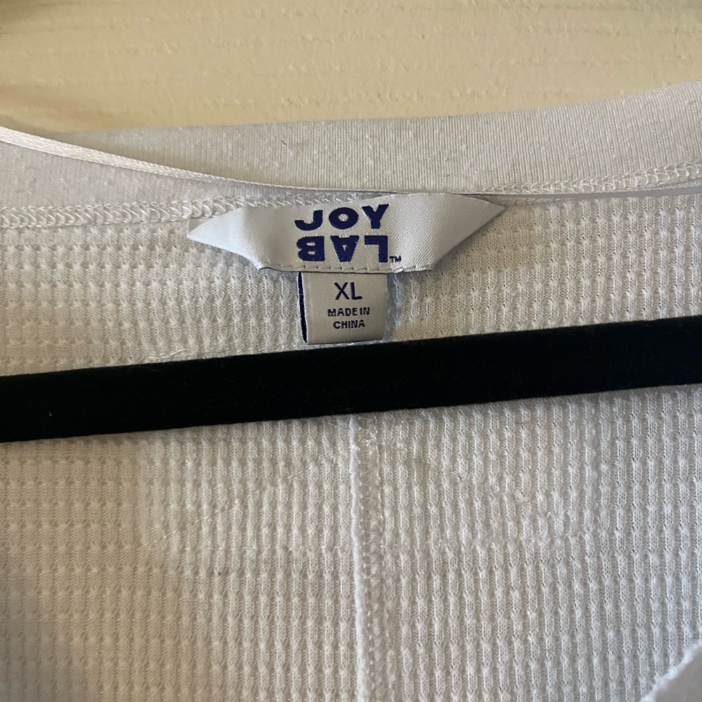 JoyLab Longsleeve - Picture 2 of 3